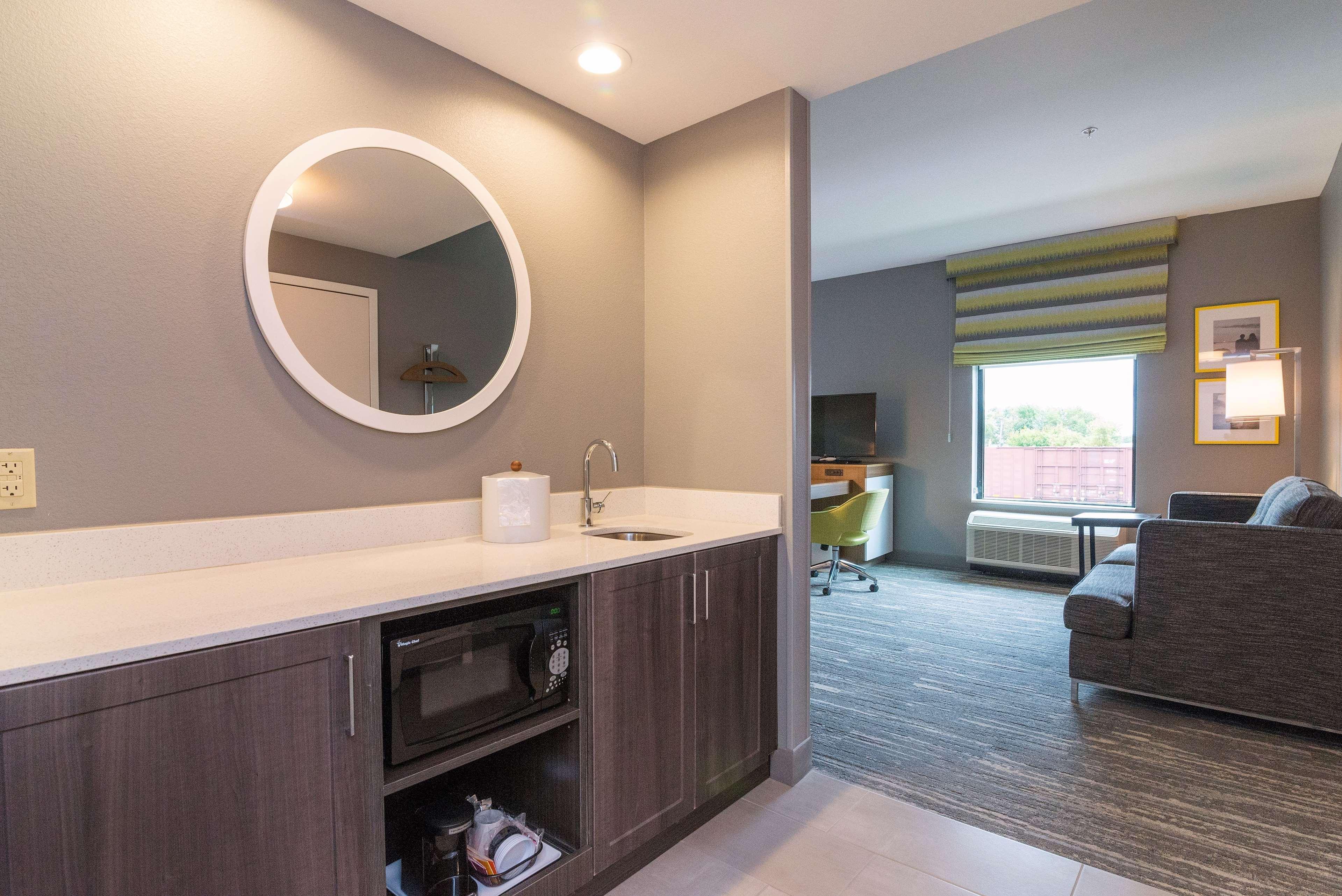 Hampton Inn & Suites - Allen Park Exteriör bild