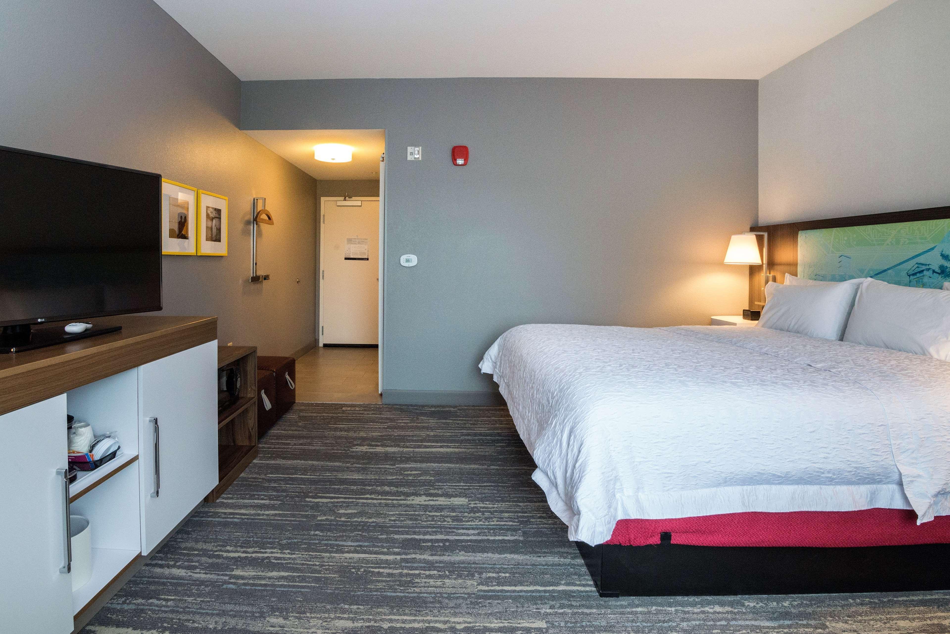 Hampton Inn & Suites - Allen Park Exteriör bild
