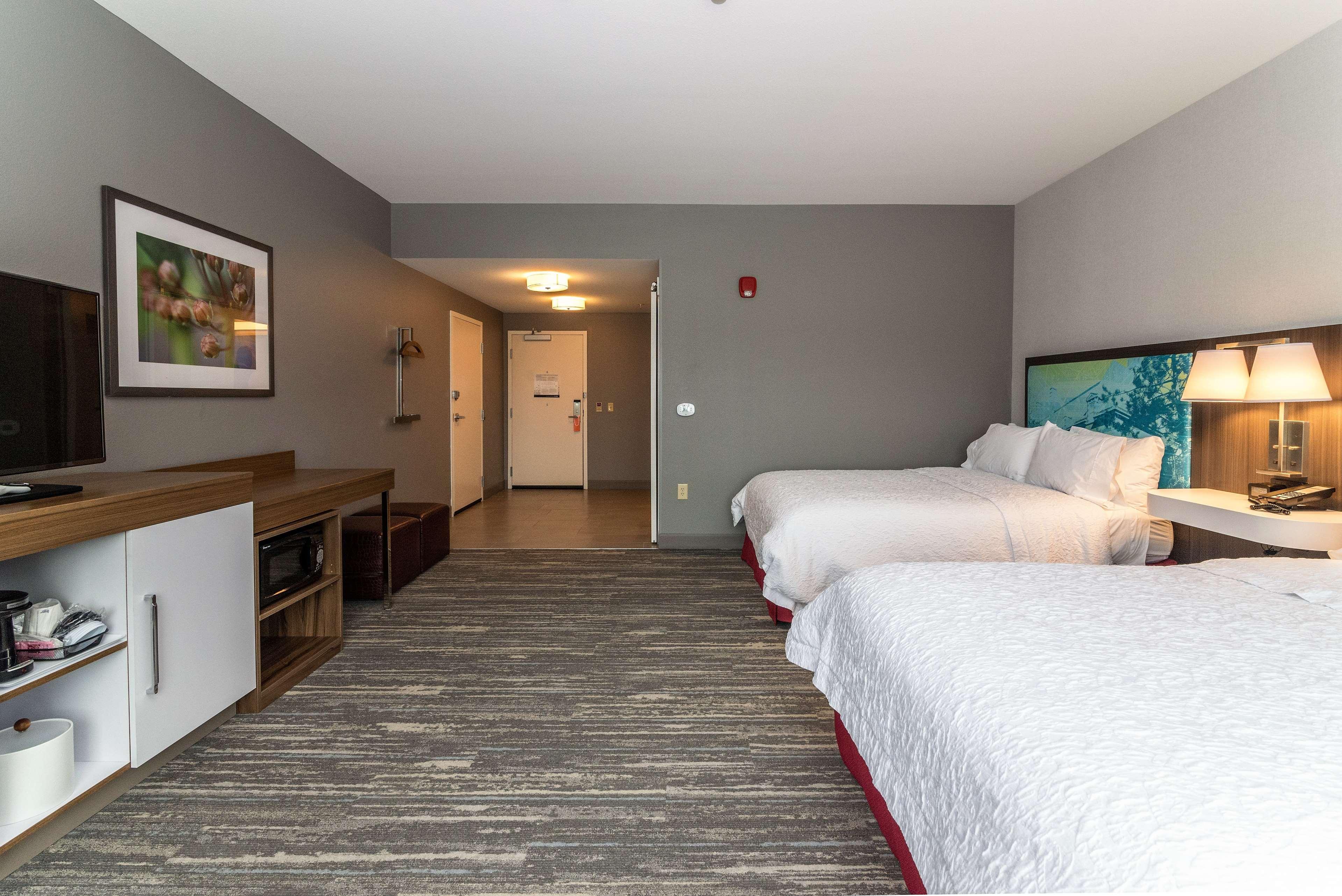 Hampton Inn & Suites - Allen Park Exteriör bild